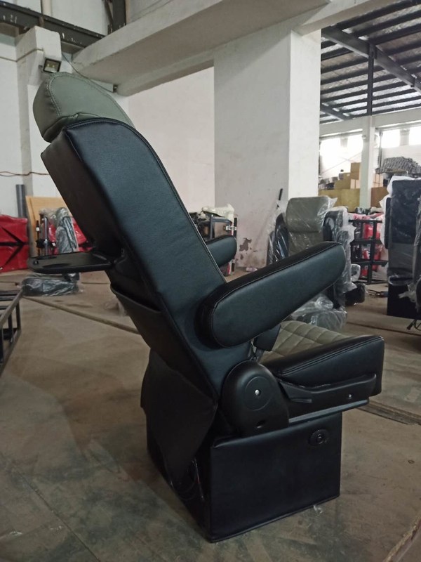 Precio de fábrica de lujo de cuero personalizado Sillones de furgoneta para furgonetas de automóviles